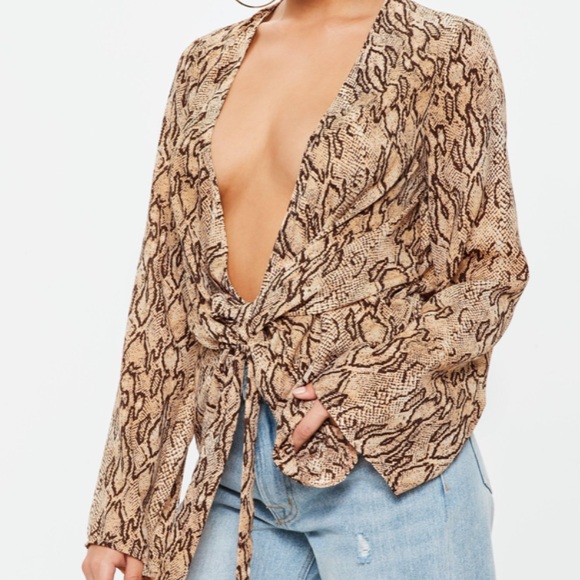 Misguided Plunge blouse snake print - Picture 4 of 4